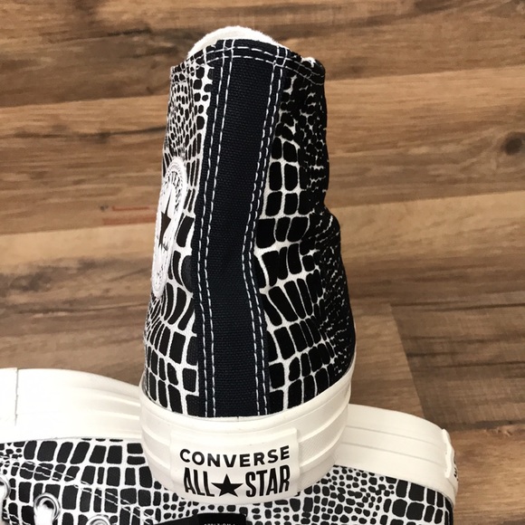 CONVERSE CTAS HIGH TOP BRAND NEW - Picture 10 of 15